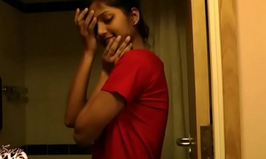 Super-fucking-hot Indian Babe in arms Divya All round Shower - Indian Porn